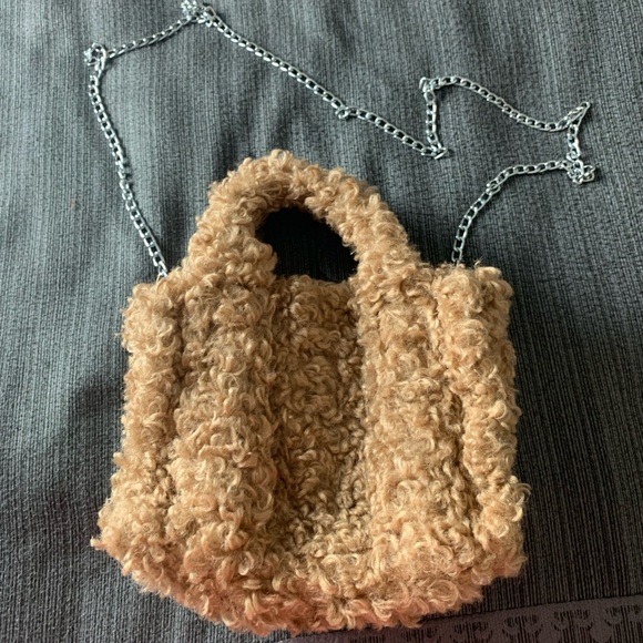 Urban Outfitters Serena Teddy Faux Fur Mini Tote Crossbody Bag with Chain Tan - Picture 6 of 14